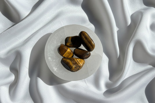 Tigers Eye Tumbled Stone NZ Crystal for new beginnings and self confidence